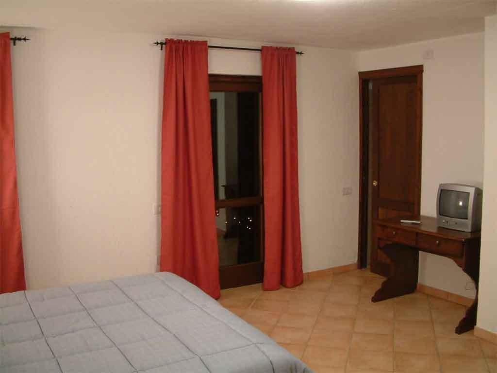 Agriturismo Les Hiboux Brusson Ngoại thất bức ảnh